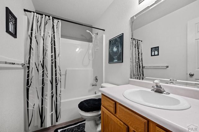 565 S Hook Dr, Pueblo West, CO 81007