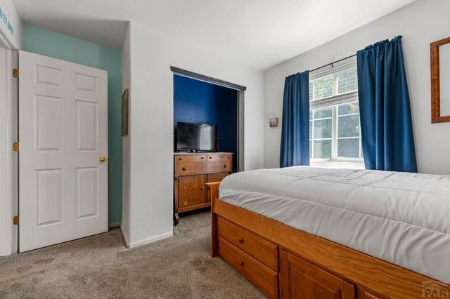 565 S Hook Dr, Pueblo West, CO 81007