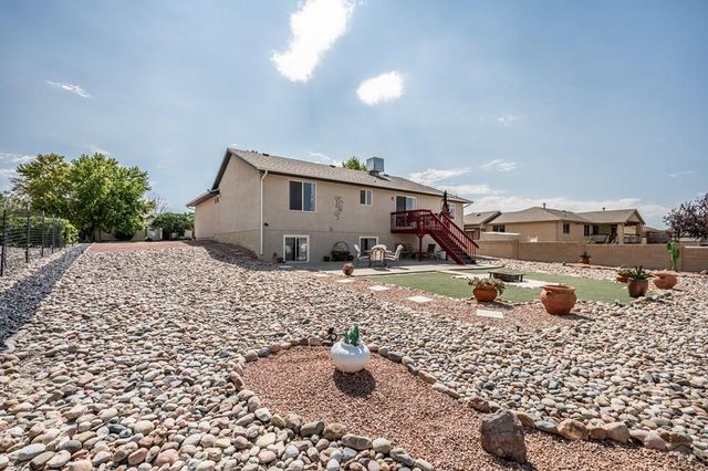565 S Hook Dr, Pueblo West, CO 81007