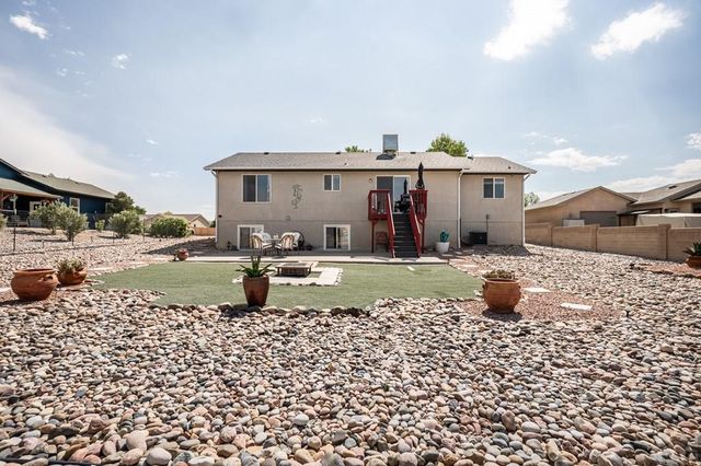 565 S Hook Dr, Pueblo West, CO 81007