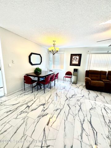 885 Taluga Avenue SE, Palm Bay, FL 32909