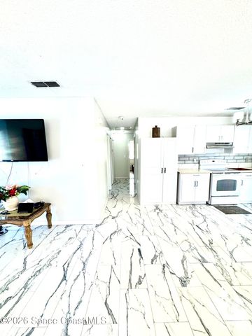 885 Taluga Avenue SE, Palm Bay, FL 32909