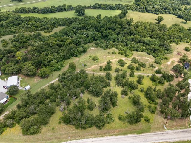 115 Pecan Grove Drive, Boyd, TX 76023