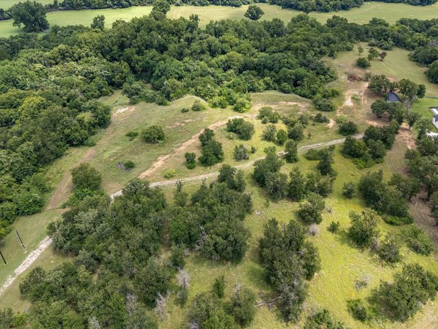 115 Pecan Grove Drive, Boyd, TX 76023