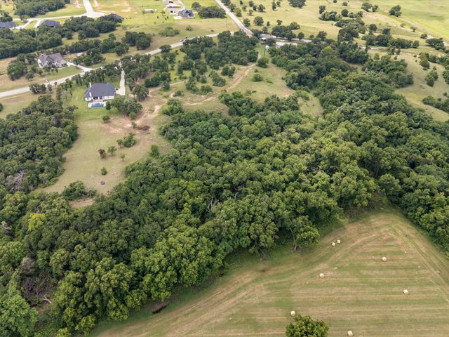 115 Pecan Grove Drive, Boyd, TX 76023