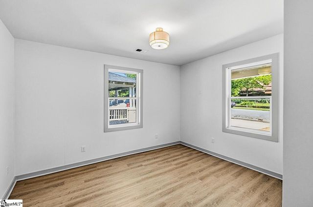 597 Farley Avenue, Spartanburg, SC 29301