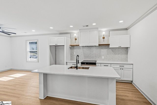 597 Farley Avenue, Spartanburg, SC 29301