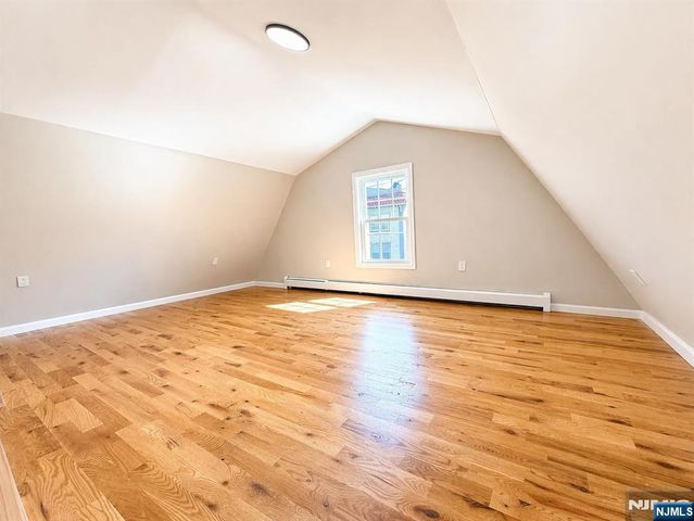 19 Stuyvesant Avenue, Newark, NJ 07106