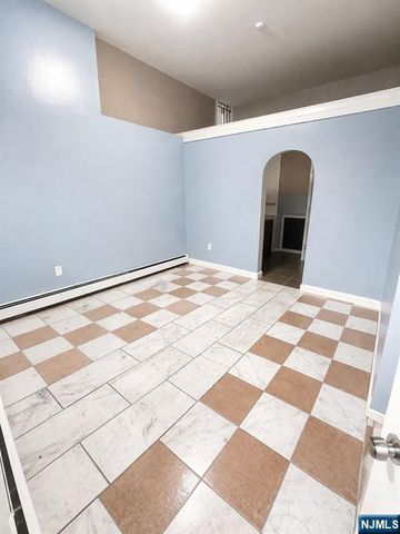 19 Stuyvesant Avenue, Newark, NJ 07106