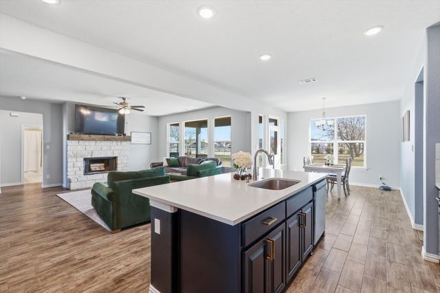 6901 Scarlett Way, Godley, TX 76044