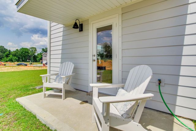 4523 Tenpence Cir, Pace, FL 32571