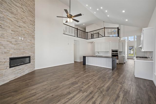 8514 Great Stone Trail, Rowlett, TX 75089