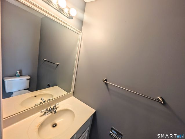 380 Hitchcock Road 89, Waterbury, CT 06705