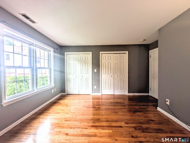 380 Hitchcock Road 89, Waterbury, CT 06705