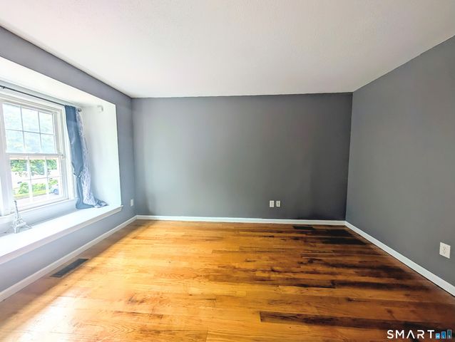 380 Hitchcock Road 89, Waterbury, CT 06705
