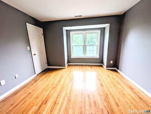 380 Hitchcock Road 89, Waterbury, CT 06705
