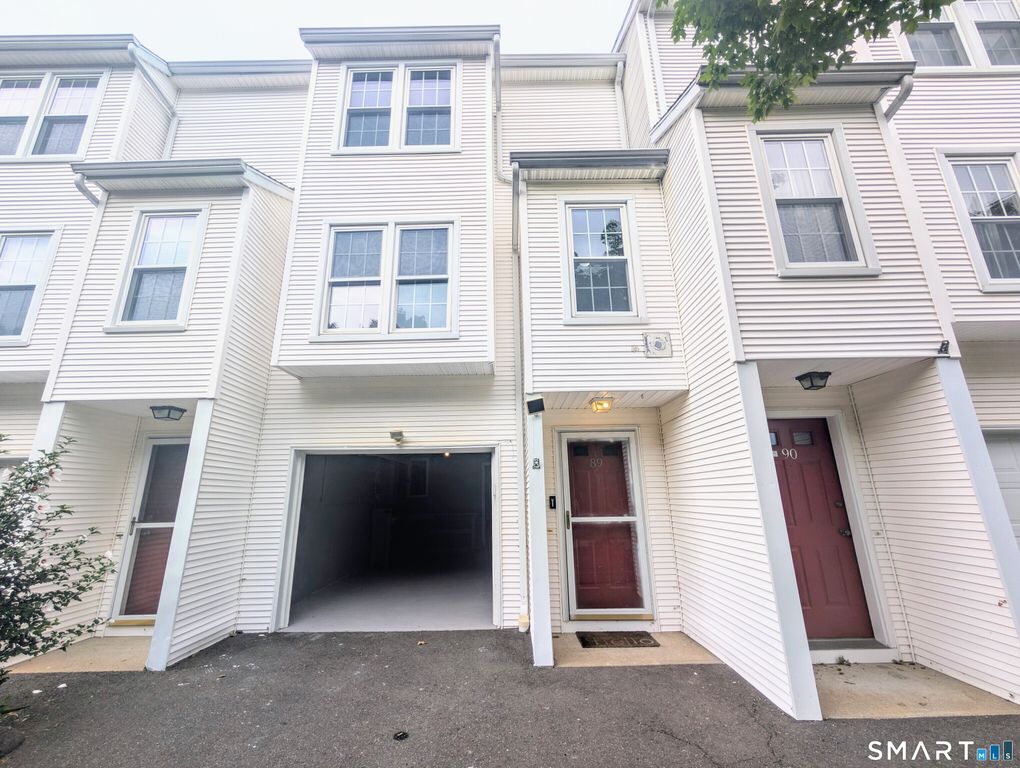 380 Hitchcock Road 89, Waterbury, CT 06705