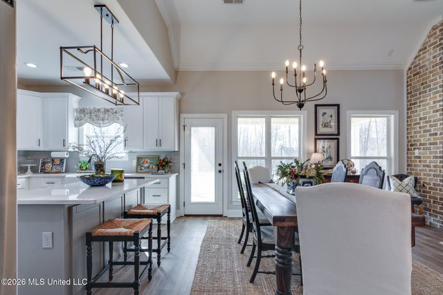 98 Fairview Trail, Byhalia, MS 38611