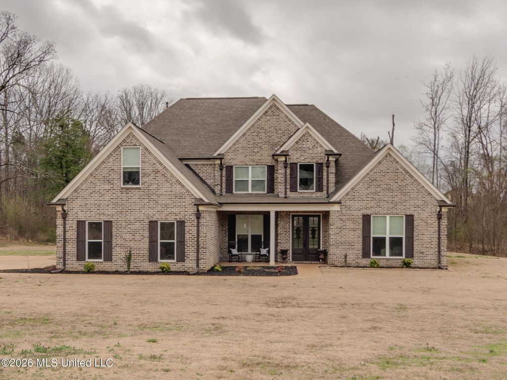 98 Fairview Trail, Byhalia, MS 38611