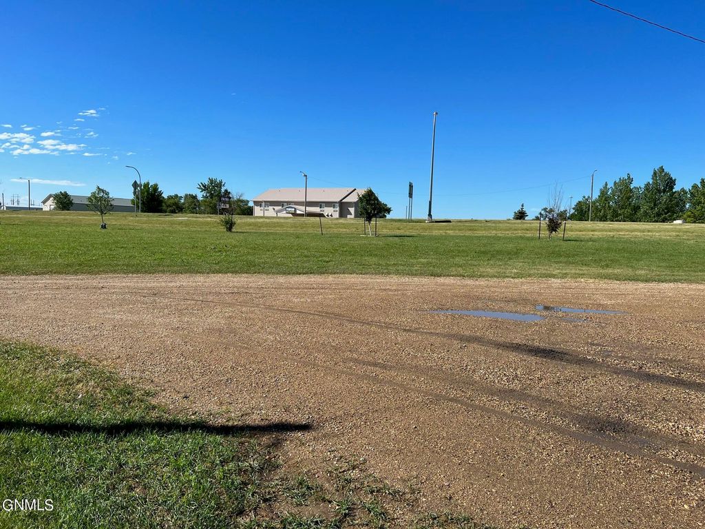 390 Main Street S, Forman, ND 58032 photo 24