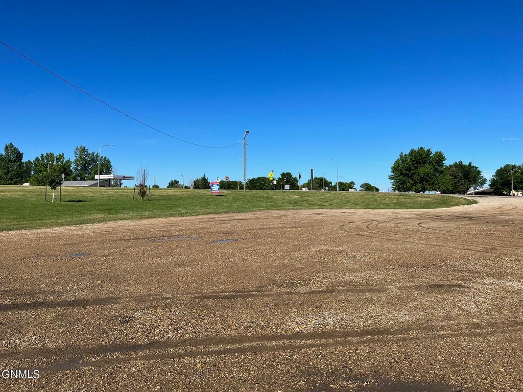 390 Main Street S, Forman, ND 58032 photo 25
