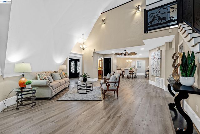 4002 Dyer Rd, Livermore, CA 94551