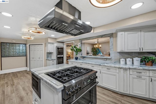 4002 Dyer Rd, Livermore, CA 94551