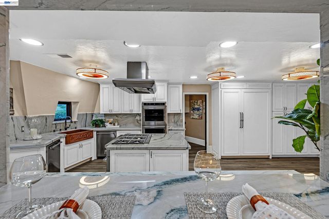 4002 Dyer Rd, Livermore, CA 94551