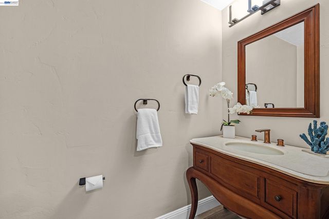 4002 Dyer Rd, Livermore, CA 94551