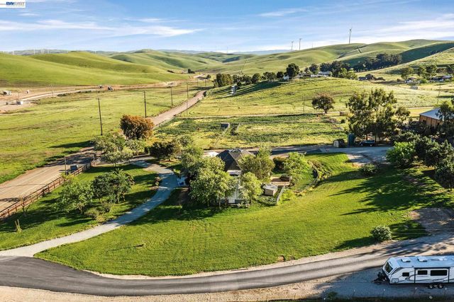 4002 Dyer Rd, Livermore, CA 94551