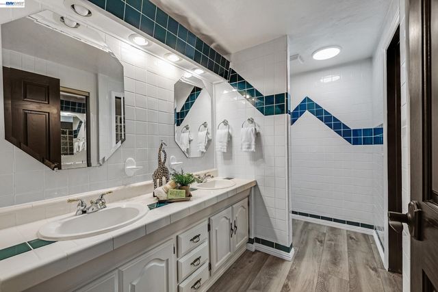 4002 Dyer Rd, Livermore, CA 94551