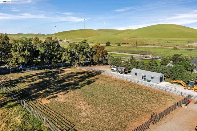 4002 Dyer Rd, Livermore, CA 94551