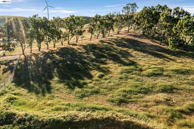 4002 Dyer Rd, Livermore, CA 94551