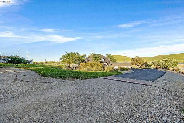 4002 Dyer Rd, Livermore, CA 94551