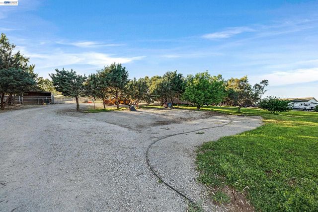 4002 Dyer Rd, Livermore, CA 94551