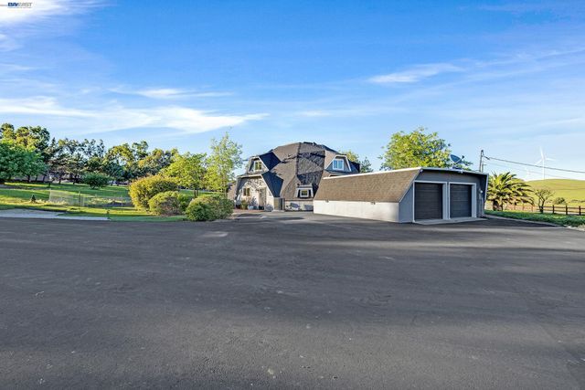 4002 Dyer Rd, Livermore, CA 94551