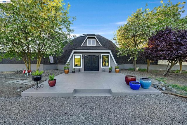 4002 Dyer Rd, Livermore, CA 94551