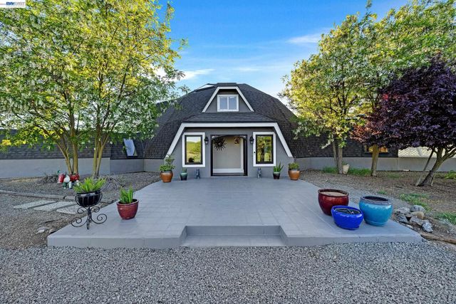 4002 Dyer Rd, Livermore, CA 94551