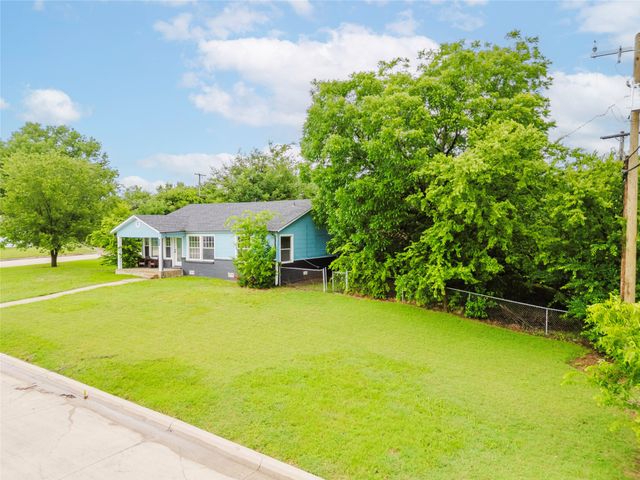 314 McKown Drive, Mansfield, TX 76063