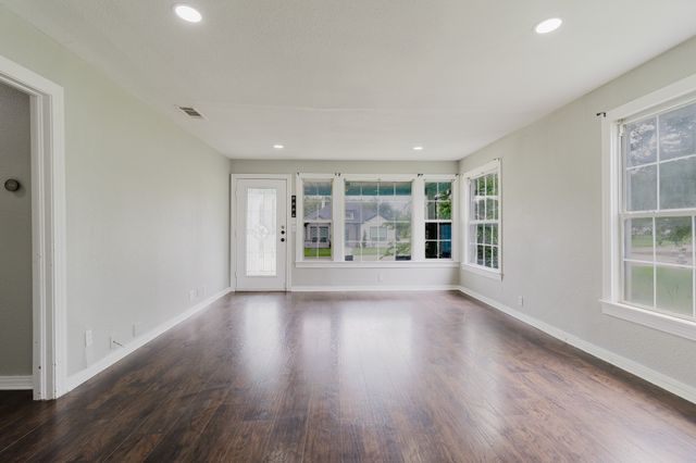 314 McKown Drive, Mansfield, TX 76063