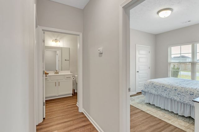 329 Mimosa Dr, Decherd, TN 37324