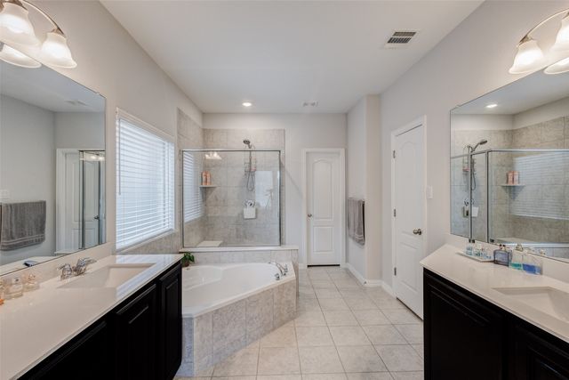 433 Windy Knoll Road, Fort Worth, TX 76028