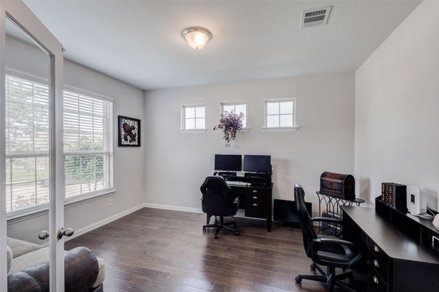 433 Windy Knoll Road, Fort Worth, TX 76028