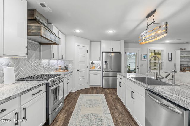 406 Hope Lane, Holly Ridge, NC 28445