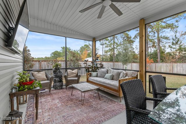 406 Hope Lane, Holly Ridge, NC 28445