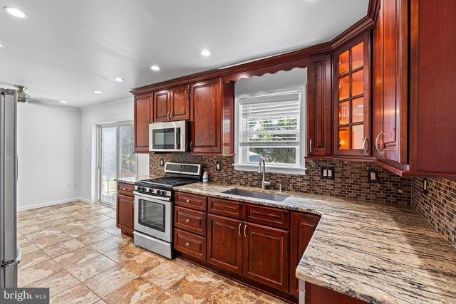 5027 JACKSON AVE, Pennsauken, NJ 08110