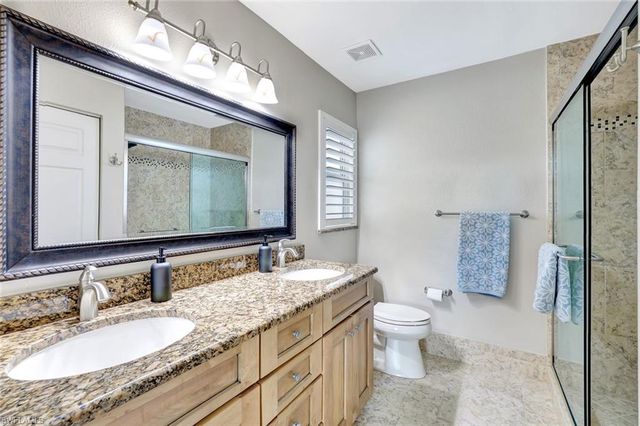 6270 Huntington Lakes CIR # 204, Naples, FL 34119