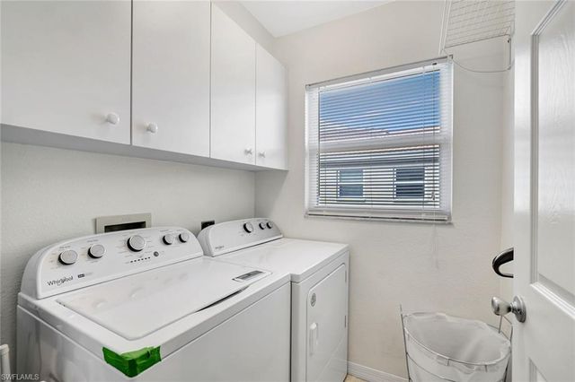 6270 Huntington Lakes CIR # 204, Naples, FL 34119