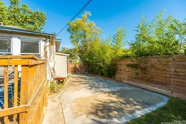 112 HARDING PL, San Antonio, TX 78203