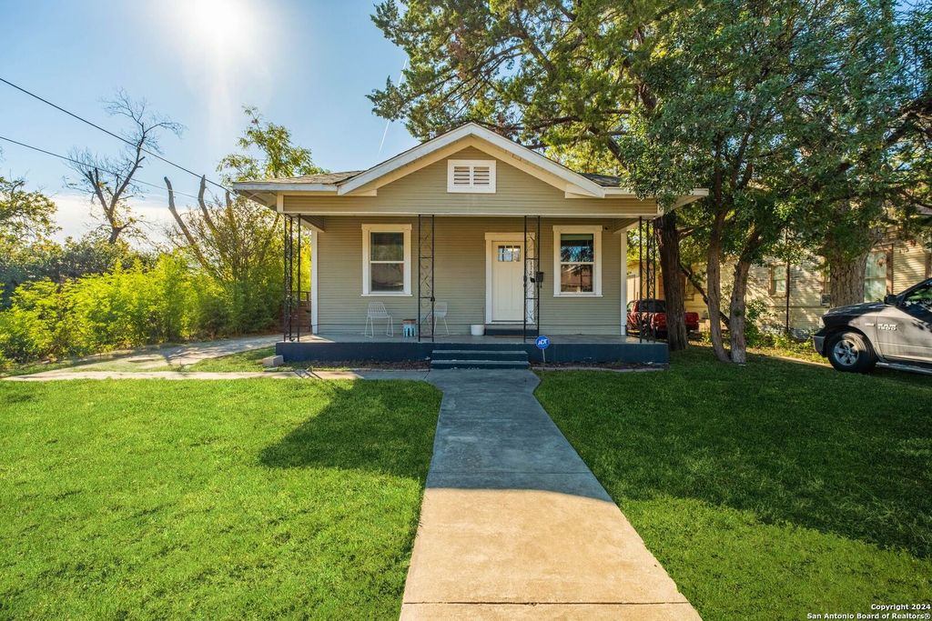 112 HARDING PL, San Antonio, TX 78203